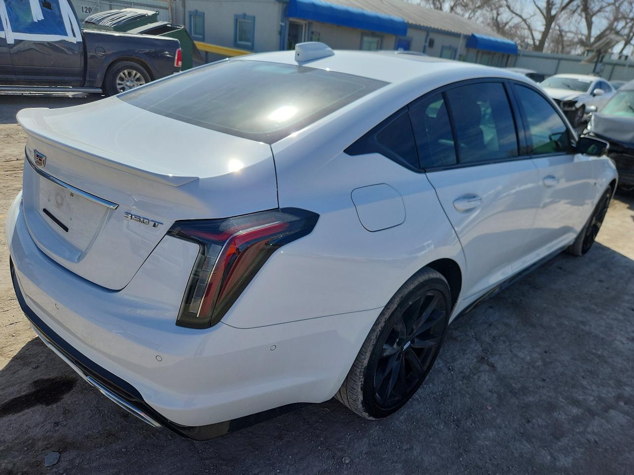 2025 Cadillac Ct5 VIN 1G6DU5RK5S0111902 photo 3