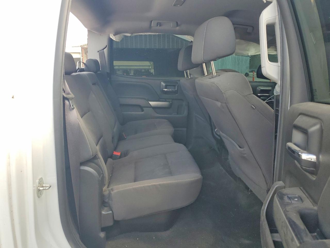 2017 Chevrolet All models VIN 3GCPCREC3HG407492 photo 10
