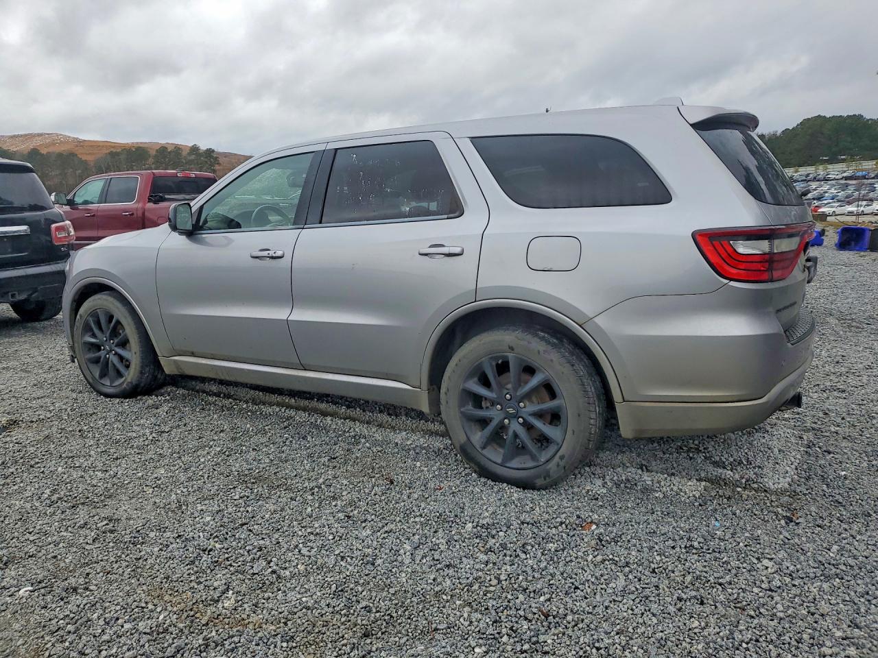 2019 Dodge Durango VIN 1C4RDHAG3KC663120 photo 2