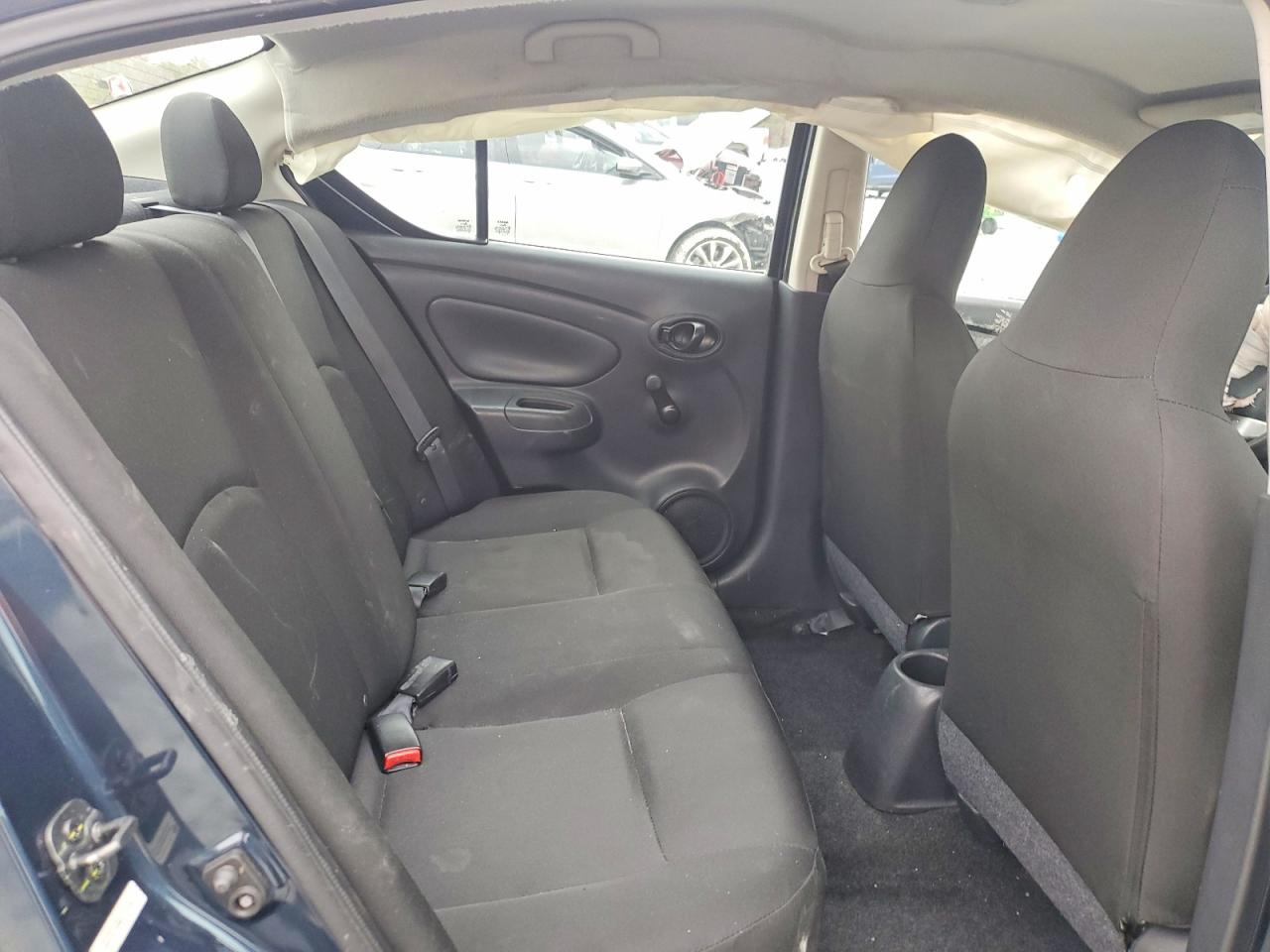 2017 NISS Versa VIN 3N1CN7AP4HL892547 photo 10