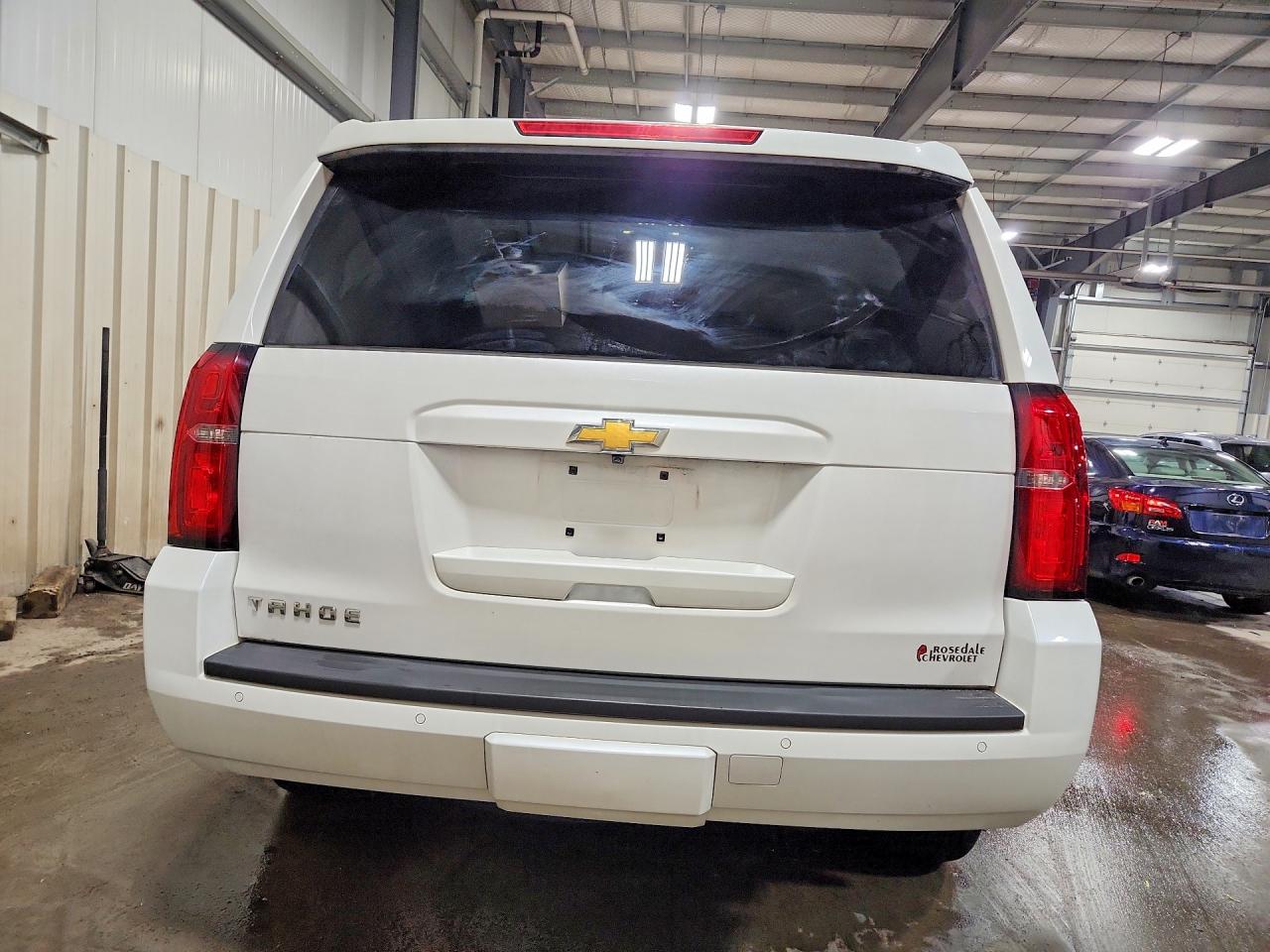 2019 Chevrolet Tahoe VIN 1GNSKBKC6KR398150 photo 6
