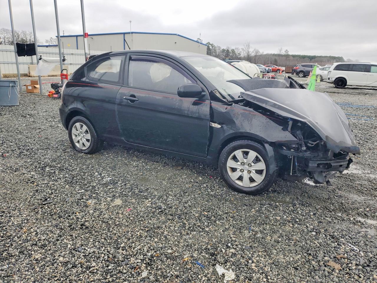 2011 HYUNDAI Accent VIN KMHCM3AC9BU186625 photo 4