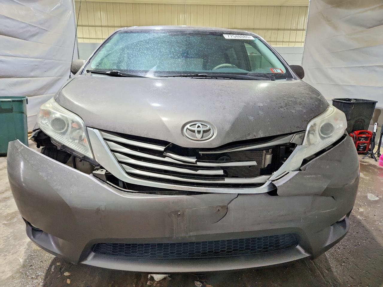 2014 Toyota All models VIN 5TDDK3DCXES087153 photo 5