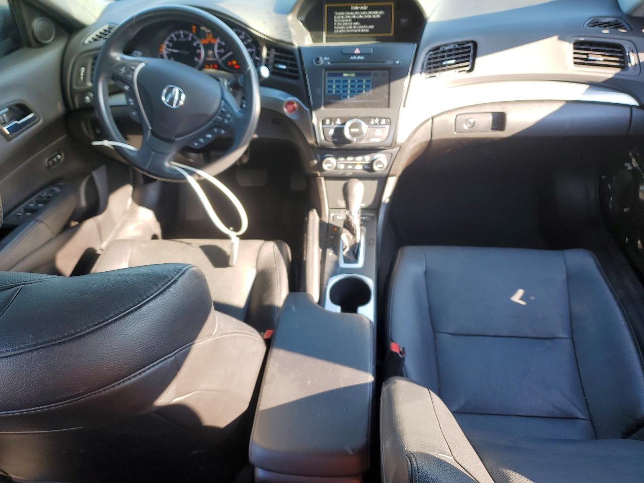 2018 Acura Ilx VIN 19UDE2F72JA004907 photo 8