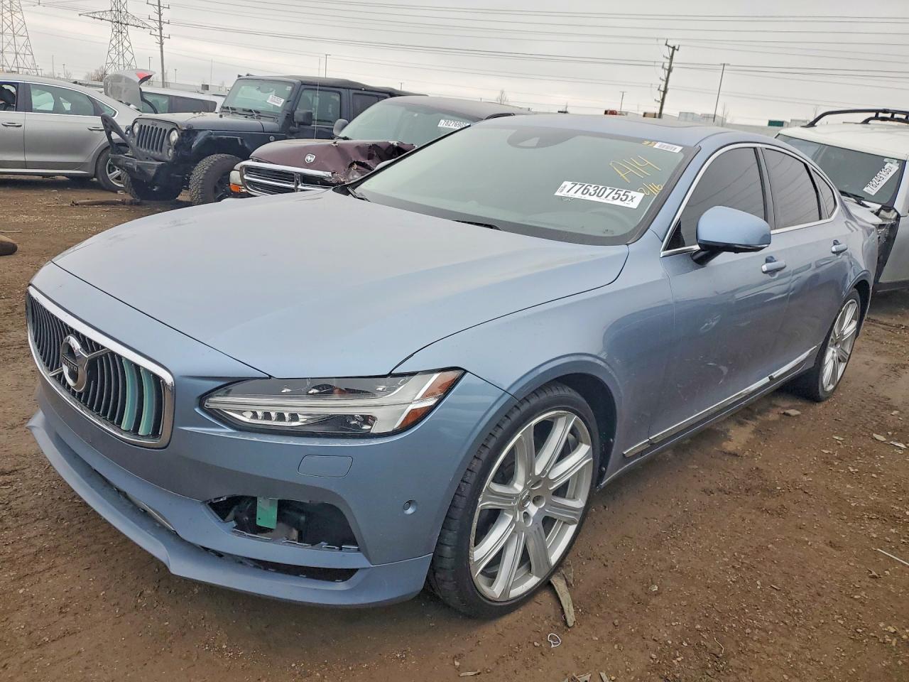 2017 Volvo S90 VIN YV1A22ML7H1000995 photo 1