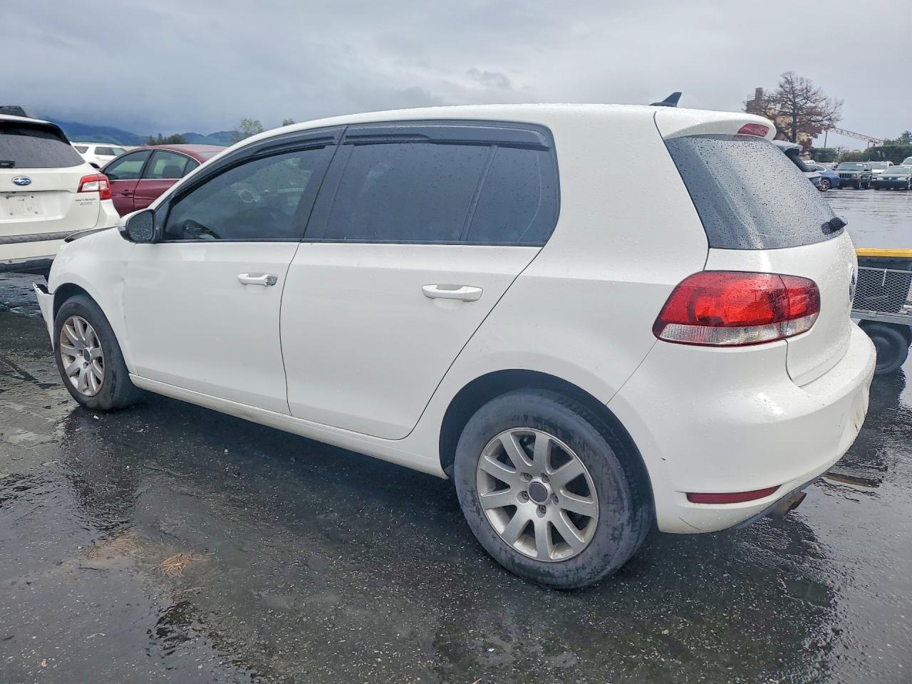 2012 Volkswagen Golf VIN WVWDB7AJ7CW309719 photo 2
