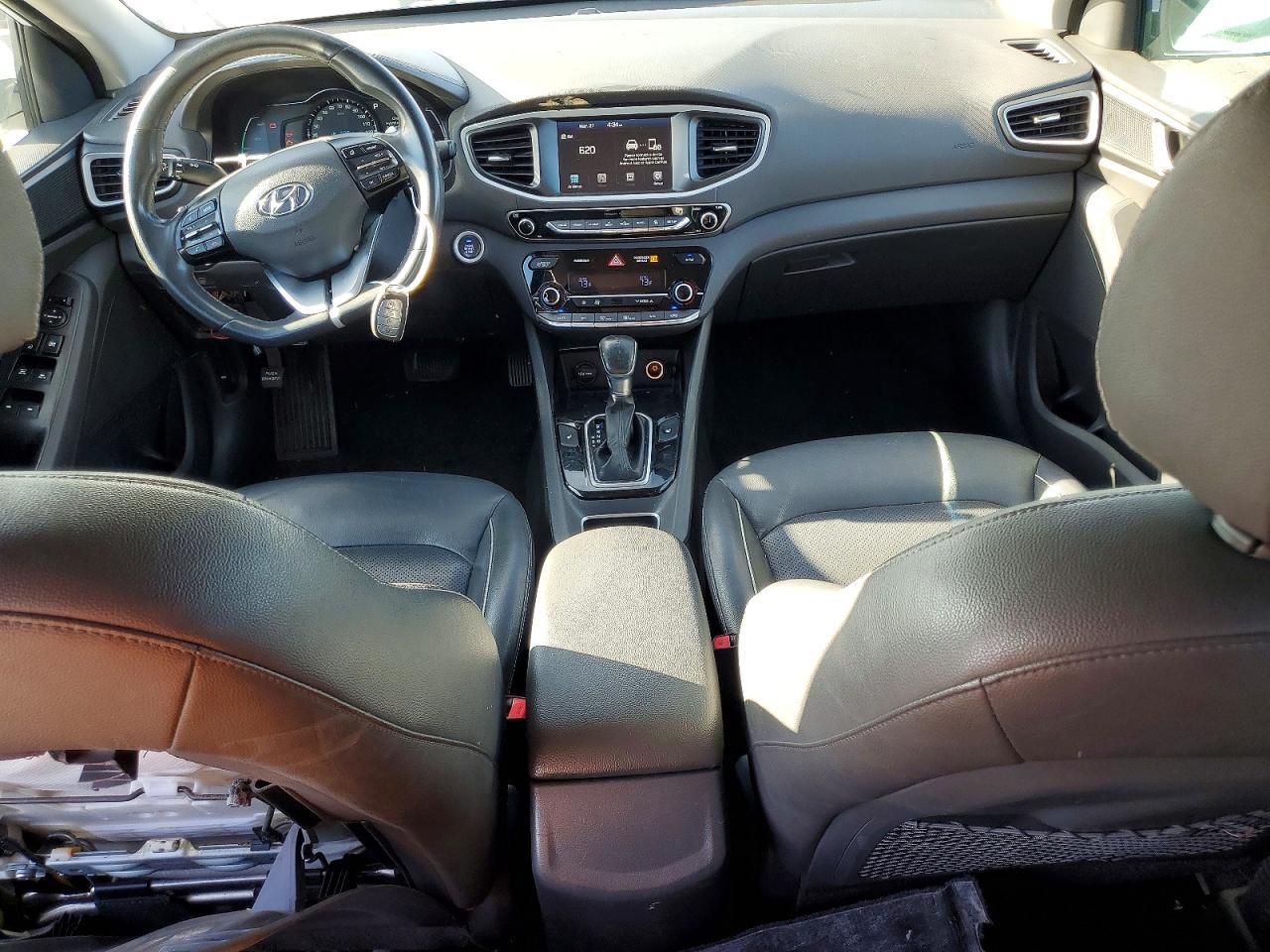2018 Hyundai Ioniq VIN KMHC85LC3JU064144 photo 8