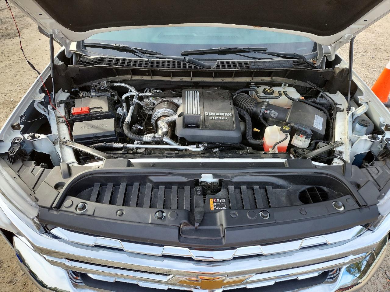2021 Chevrolet All models VIN 3GCUYGET8MG138327 photo 11