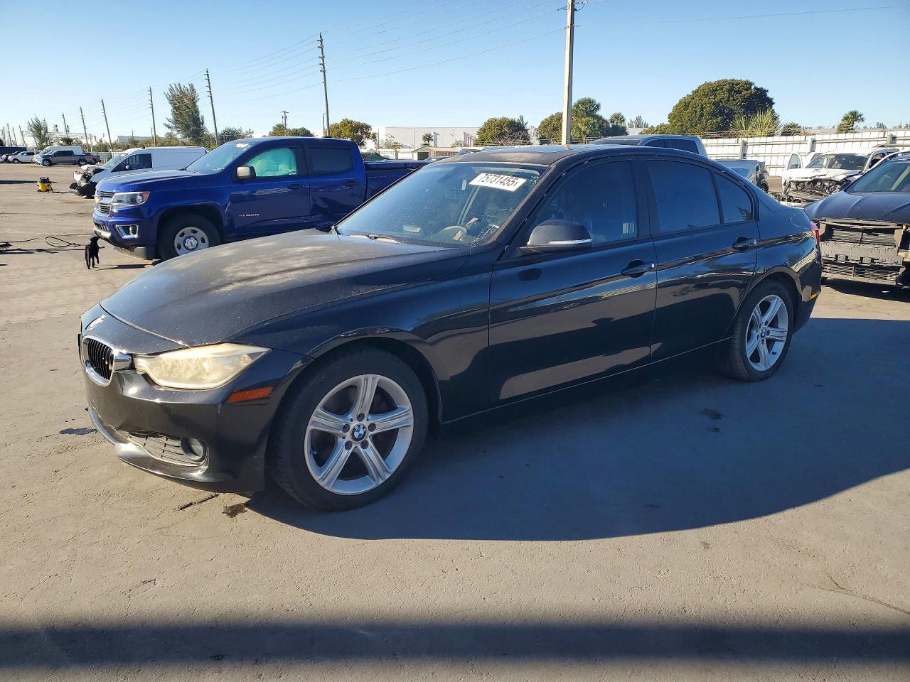 2014 BMW 3 series VIN WBA3B1C52EK135056 photo 1