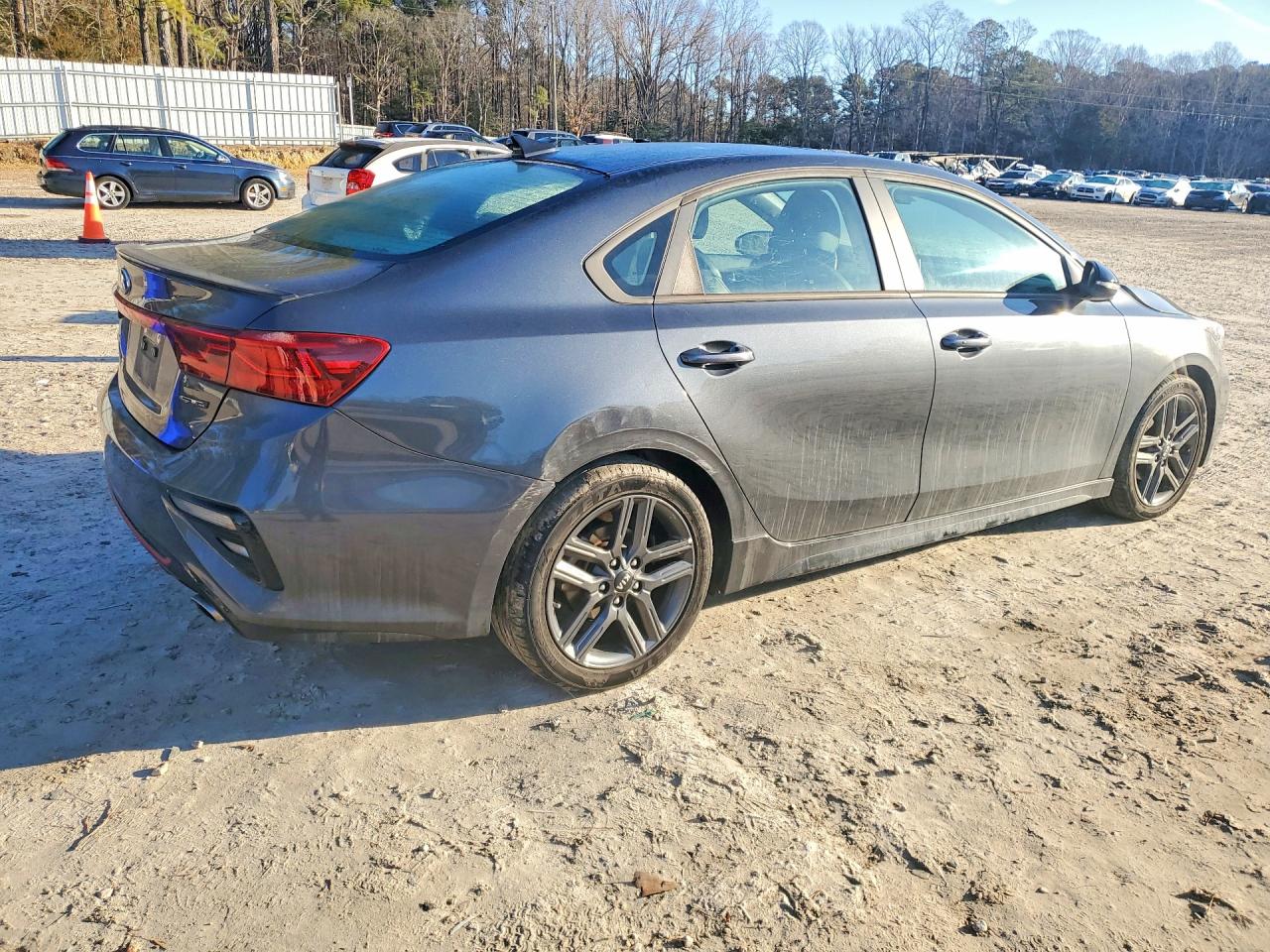 2020 Kia Forte VIN 3KPF34AD5LE252901 photo 3