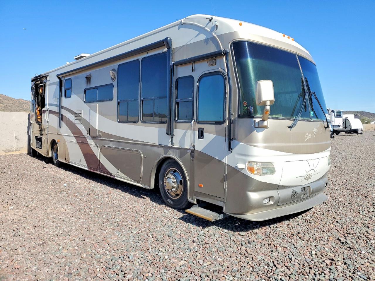 2008 FREIGHTLINER All other VIN 4UZAB2BS18CZ04194 photo 1