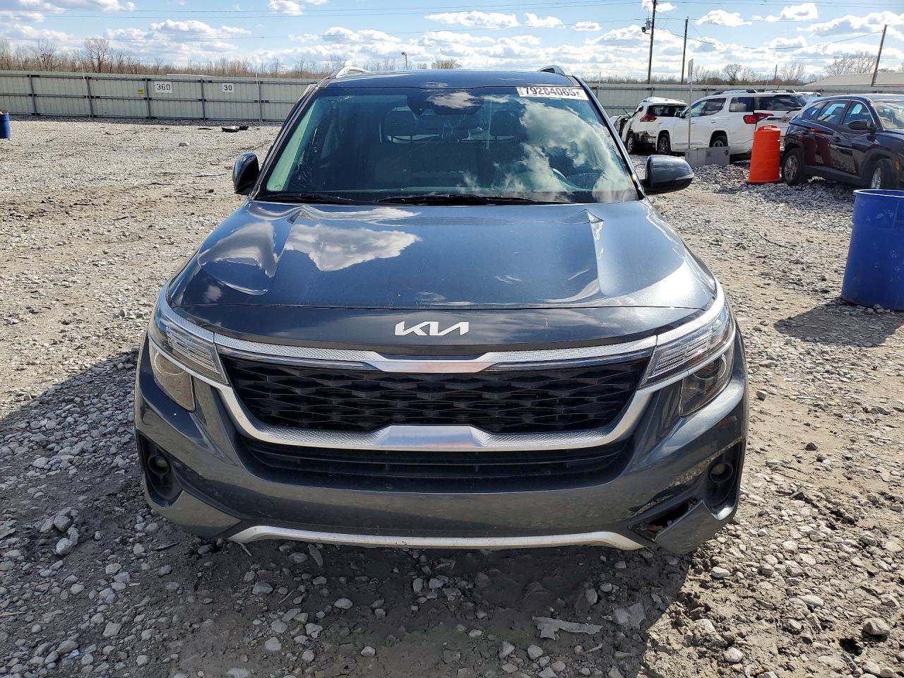 2023 Kia Seltos VIN KNDERCAA2P7414192 photo 5