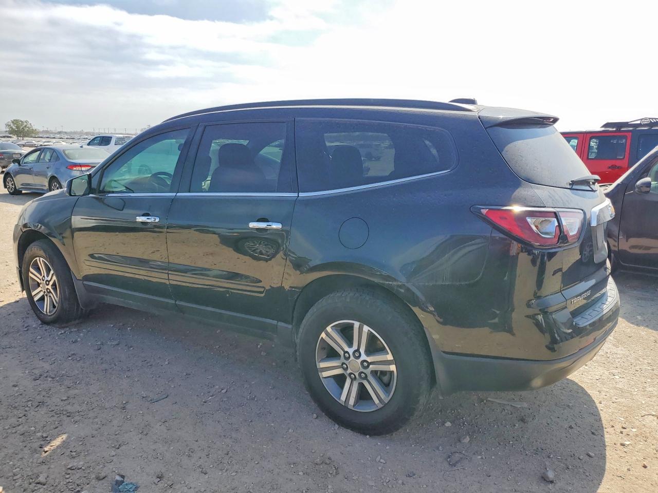 2017 Chevrolet Traverse VIN 1GNKRHKD6HJ280615 photo 2