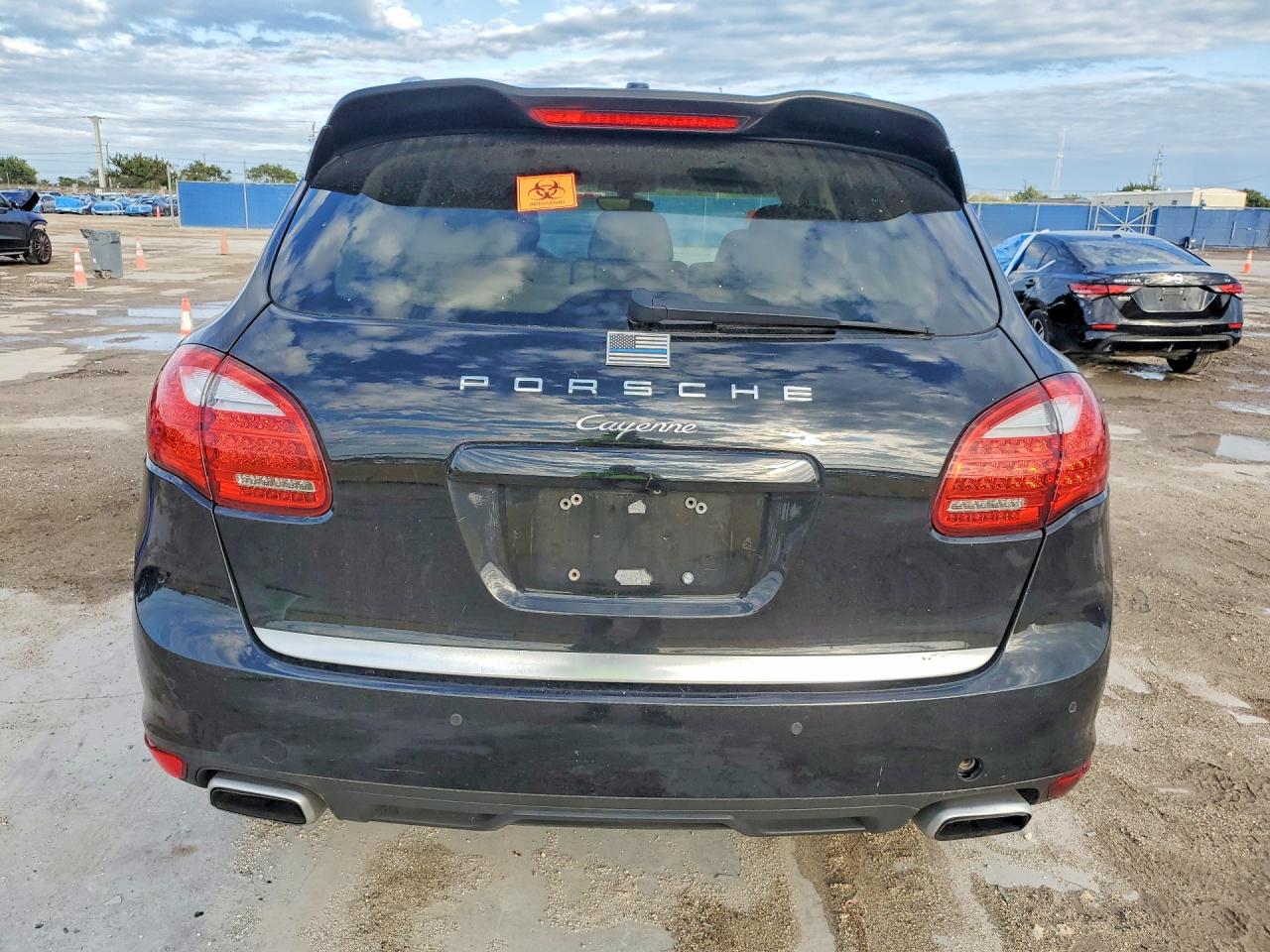 2014 Porsche Cayenne VIN WP1AF2A22ELA39885 photo 6