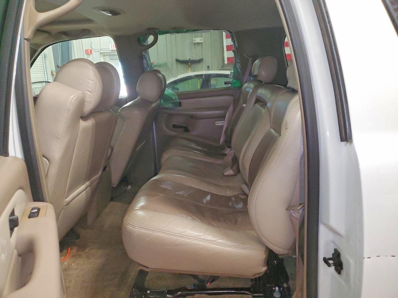 2001 GMC Denali VIN 1GKFK66U71J147112 photo 11