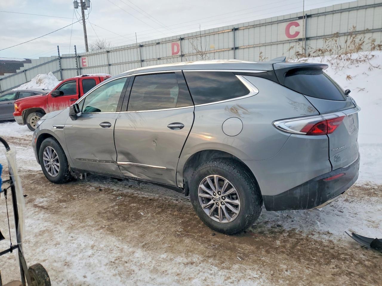 2023 Buick Enclave VIN 5GAERBKW8PJ119073 photo 2