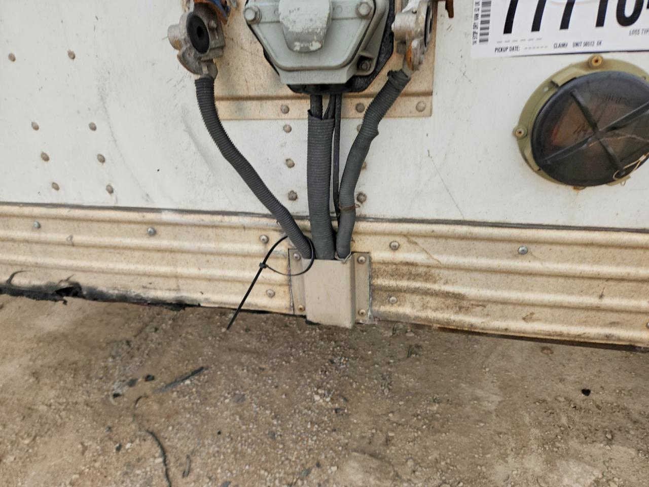 2014 UTILITY All models VIN 1UYVS2537EG766645 photo 7