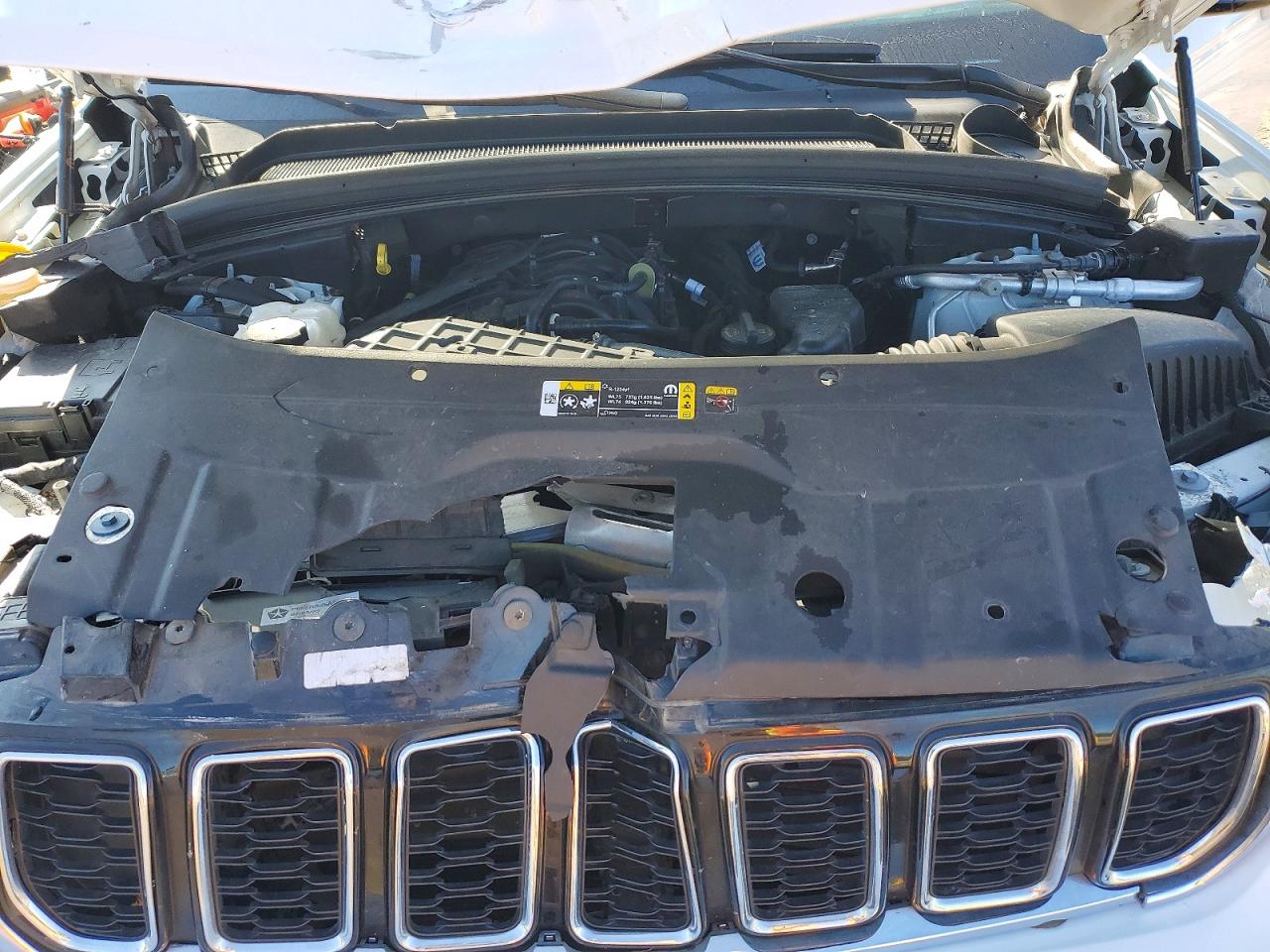 2023 Jeep Grand cher VIN 1C4RJJBG7P8739625 photo 11
