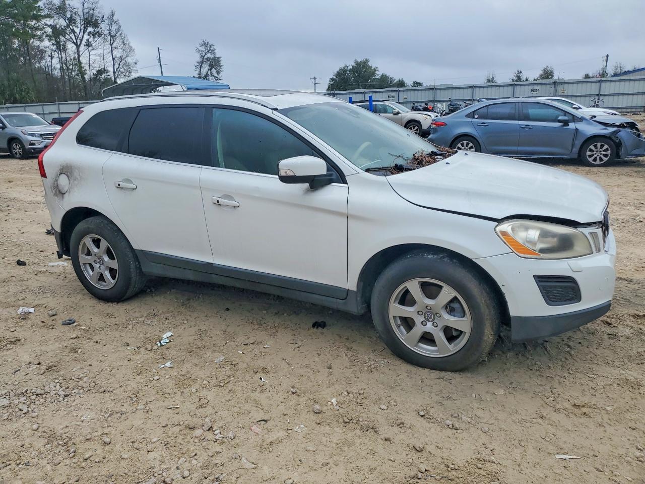 2012 Volvo Xc60 VIN YV4952DL1C2305571 photo 4