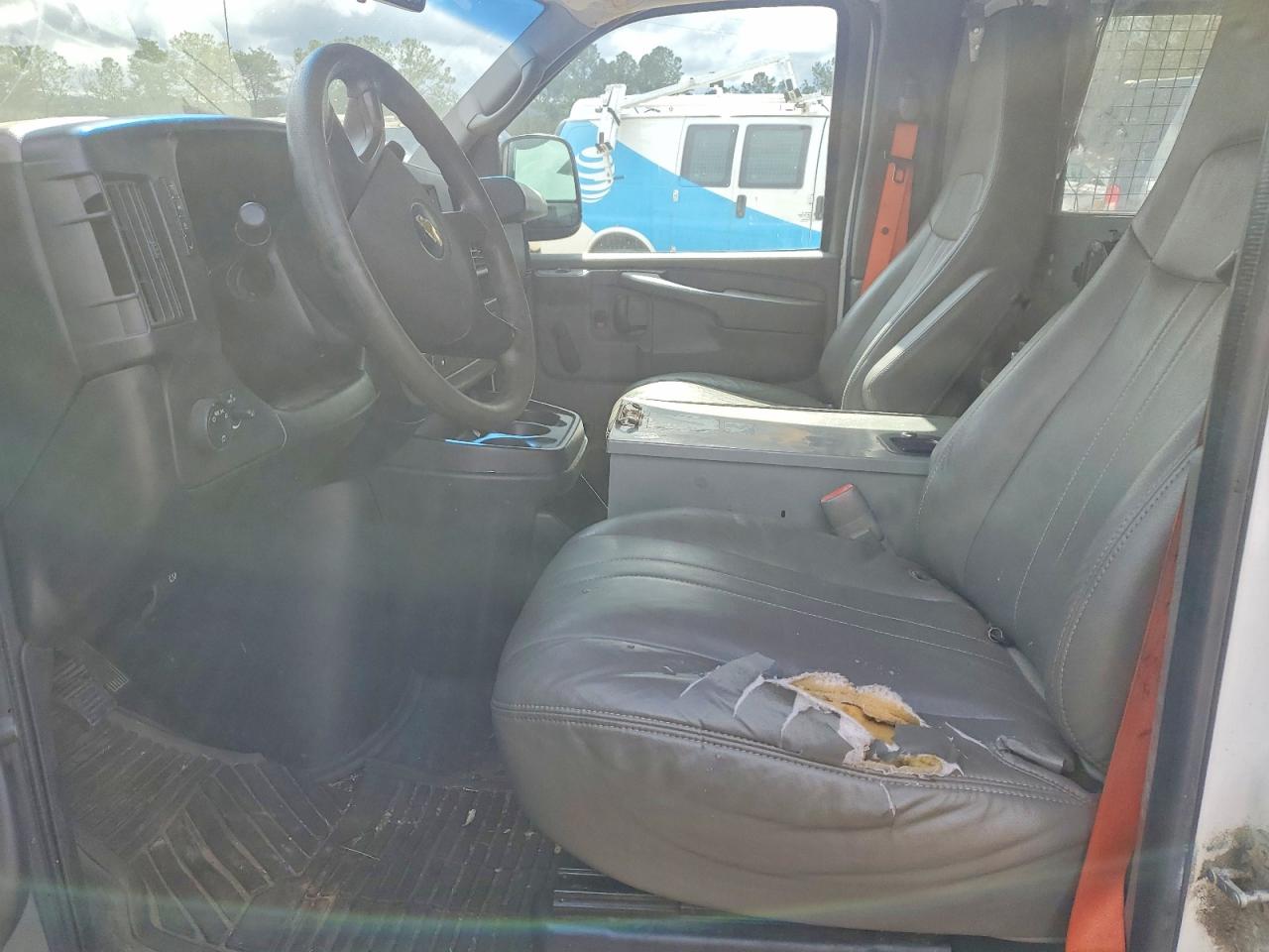 2013 CHEV Express VIN 1GCWGFCA4D1902762 photo 7