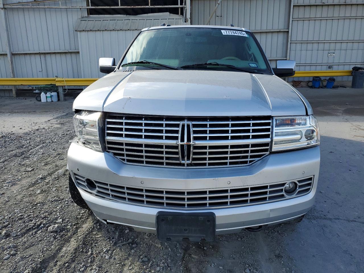 2013 Lincoln Navigator VIN 5LMJJ2H59DEL02725 photo 5