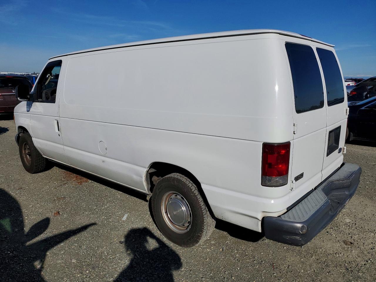 2003 Ford Econoline VIN 1FTRE14283HA02059 photo 2