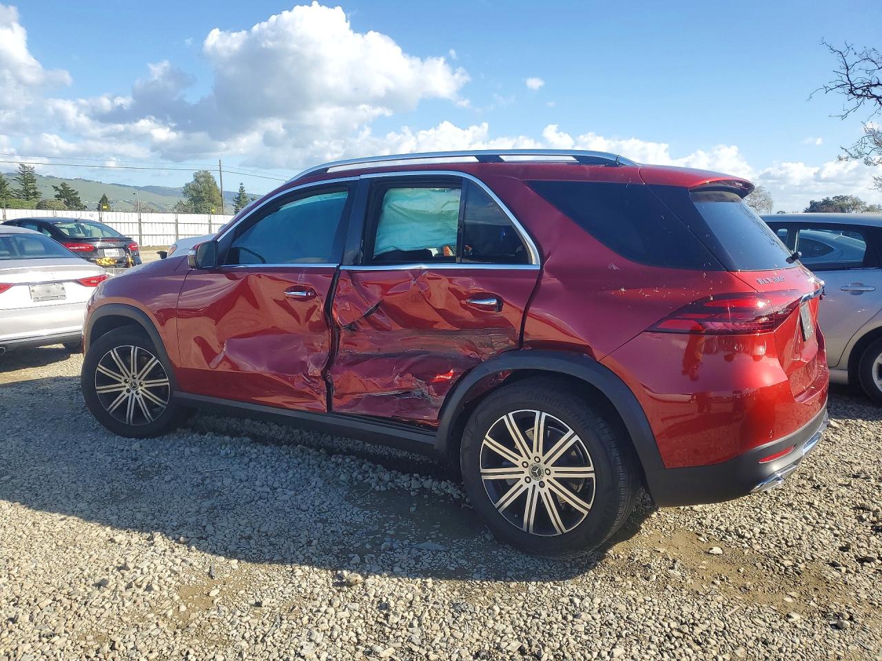 2025 Mercedes-Benz Gle class VIN 4JGFB4FEXSB324526 photo 2