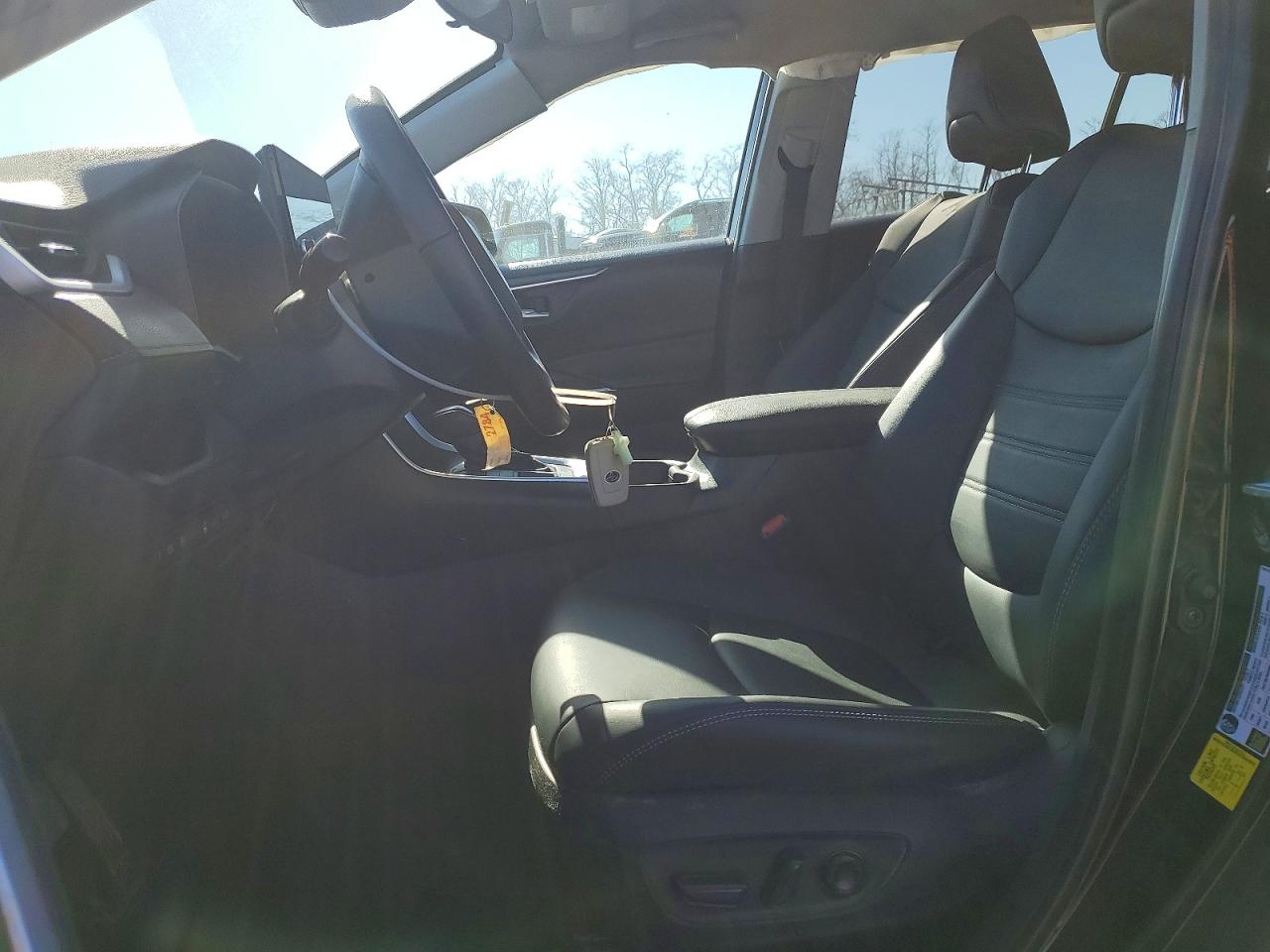 2023 Toyota Rav4 VIN 2T3A1RFV3PC344048 photo 7