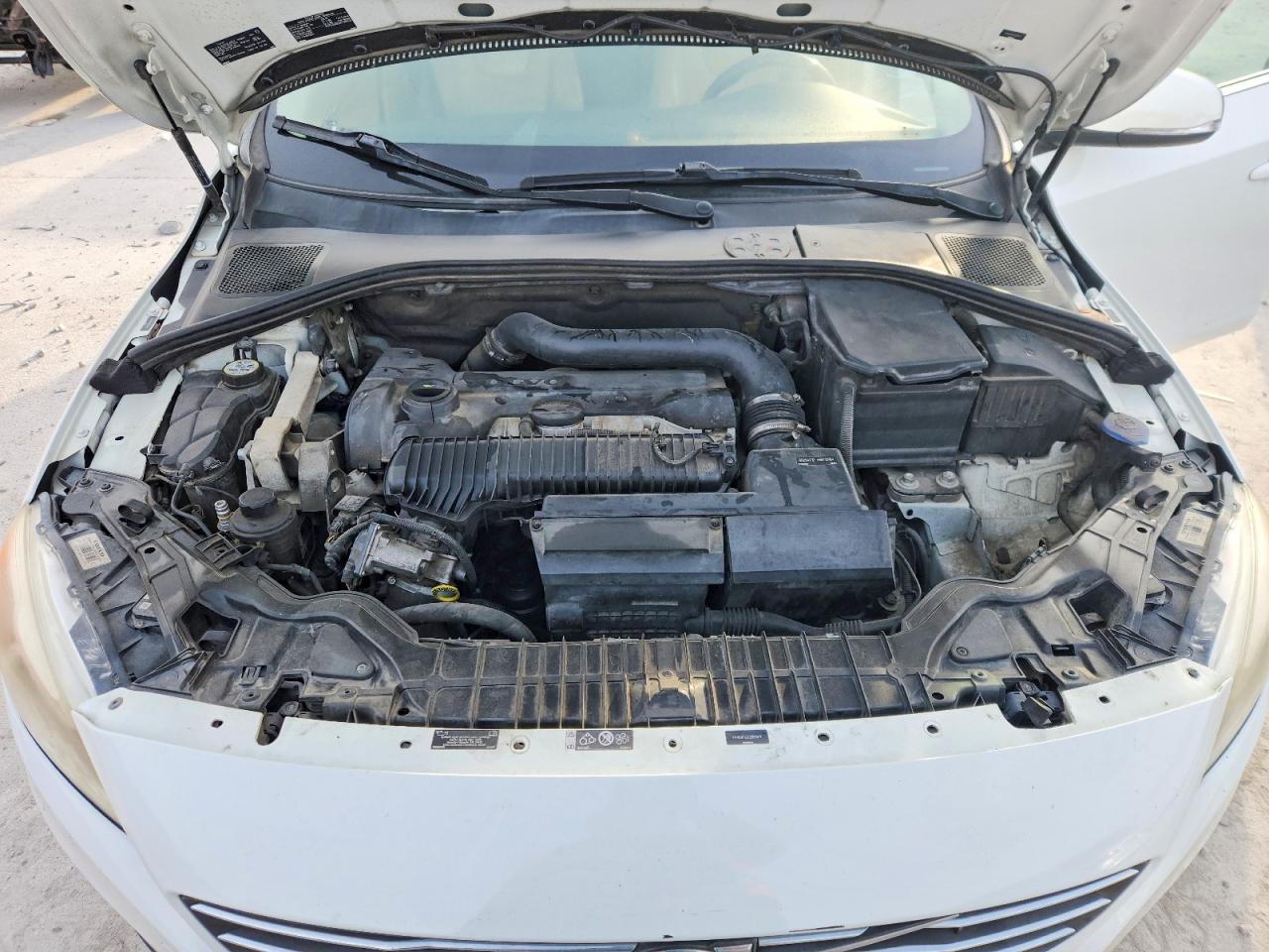 2014 VOLV S60 VIN YV1612FS3E2287674 photo 11