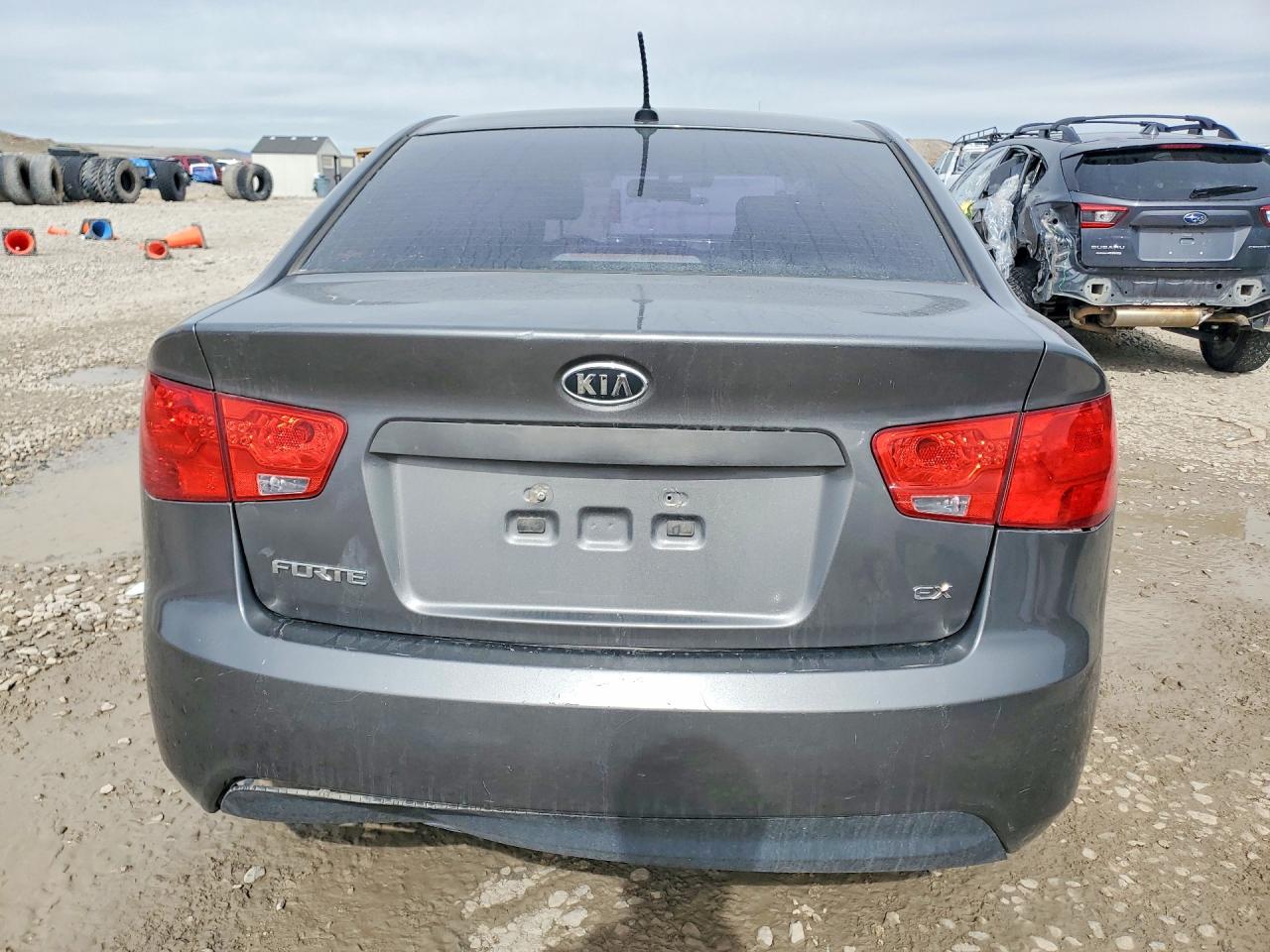 2013 Kia Forte VIN KNAFU4A22D5728432 photo 6