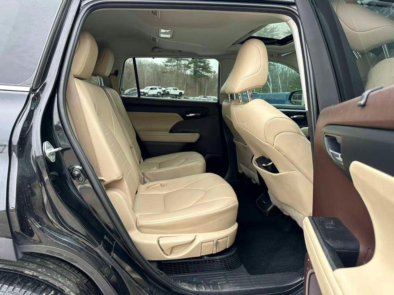 2021 TOYOTA Highlander VIN 5TDGBRCH7MS527583 photo 7