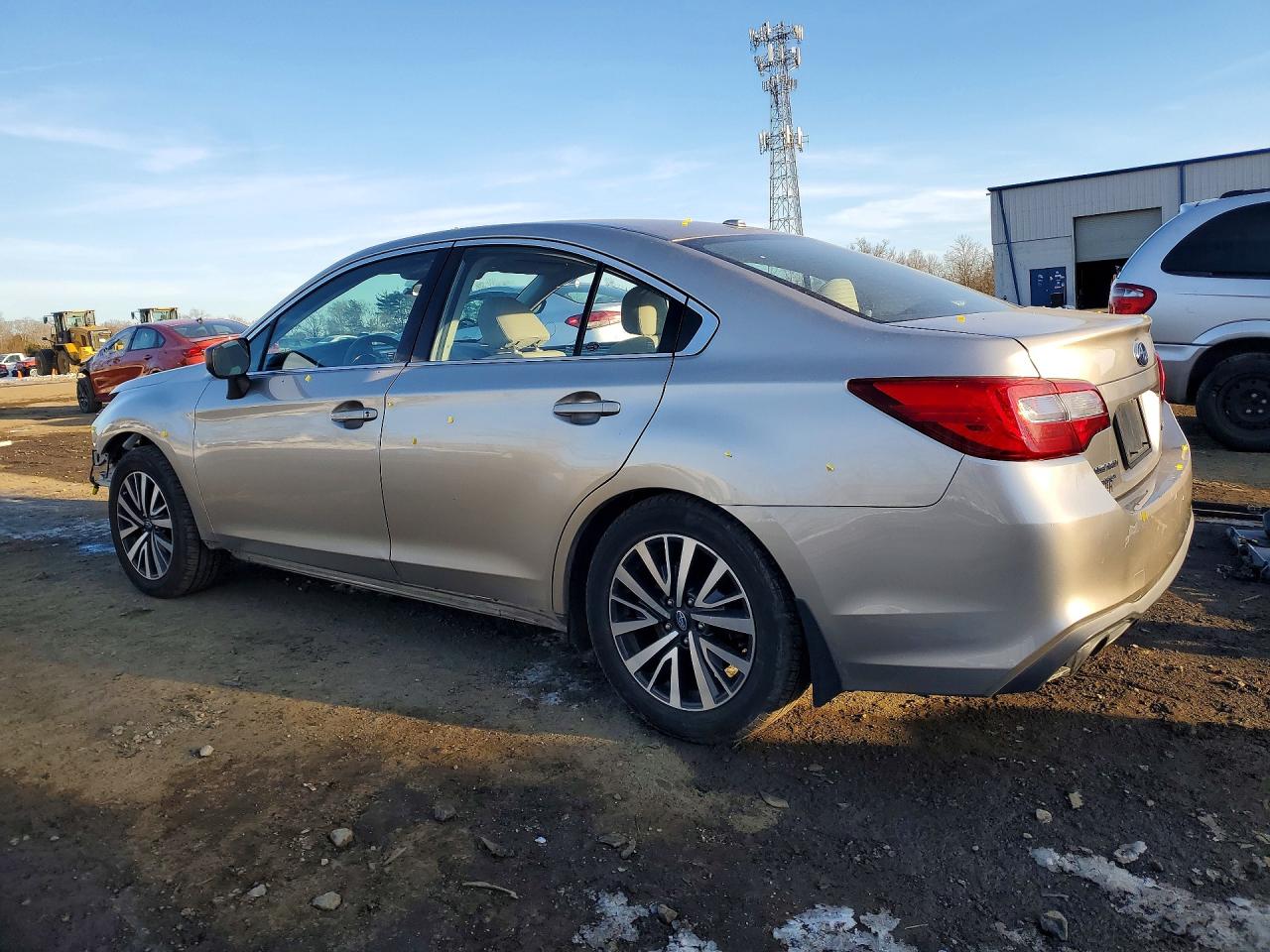 2019 Subaru LEGACY VIN 4S3BNAB69K3009900 photo 2