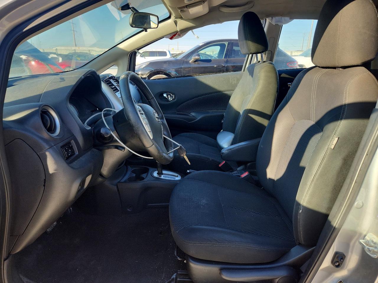 2015 NISS Versa VIN 3N1CE2CP9FL377654 photo 7