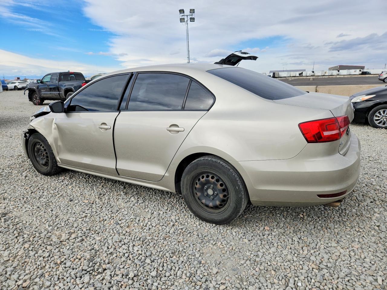 2015 VOLK Jetta base s VIN 3VW2K7AJ9FM280801 photo 2