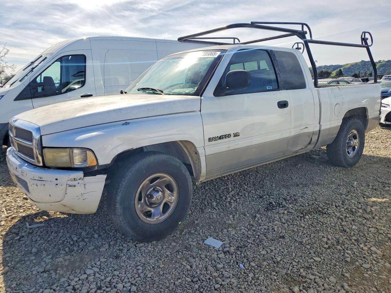 1999 DODGE All models VIN 1B7HC13Y2XJ597500 photo 1