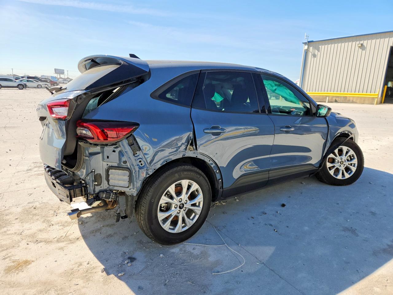 2025 Ford Escape act VIN 1FMCU0GN6SUA20585 photo 3