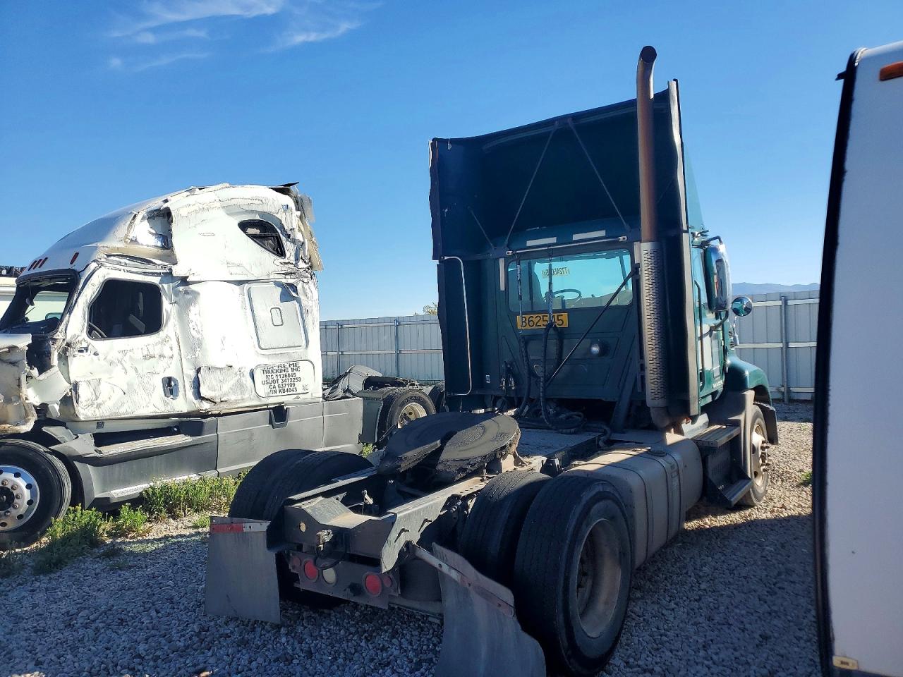 2017 MACK All other VIN 1M1AW01X4HM009853 photo 4