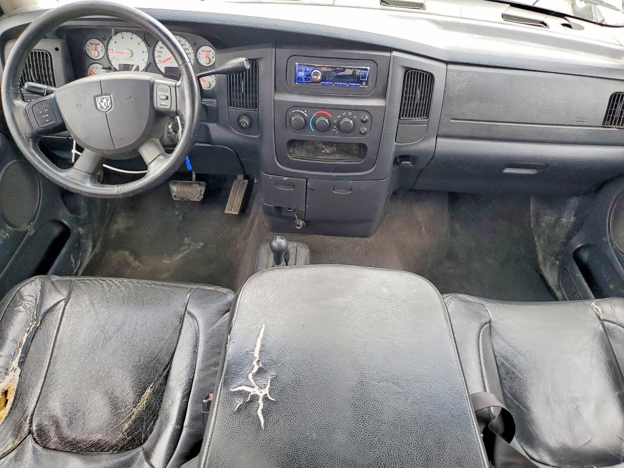 2005 Dodge Ram 1500 VIN 1D7HU18D65S303287 photo 8