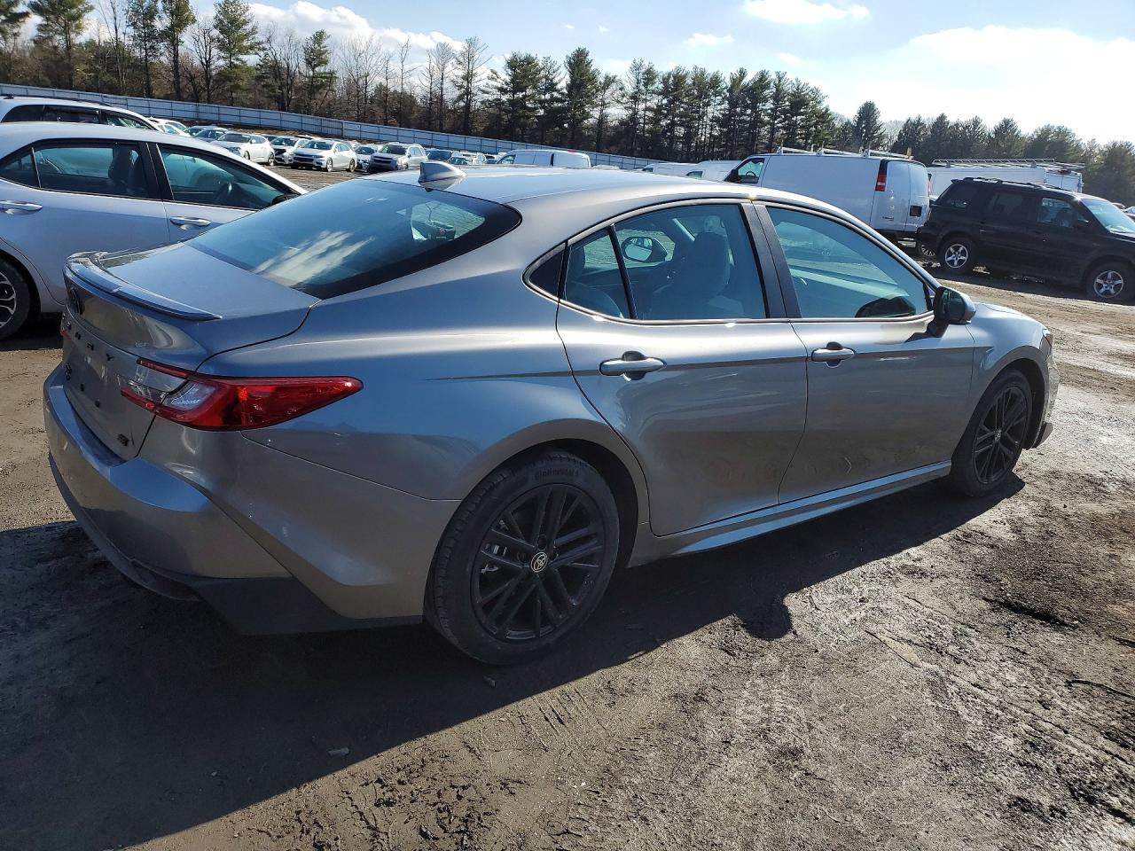 2026 Toyota Camry VIN 4T1DBADK1TU549714 photo 3