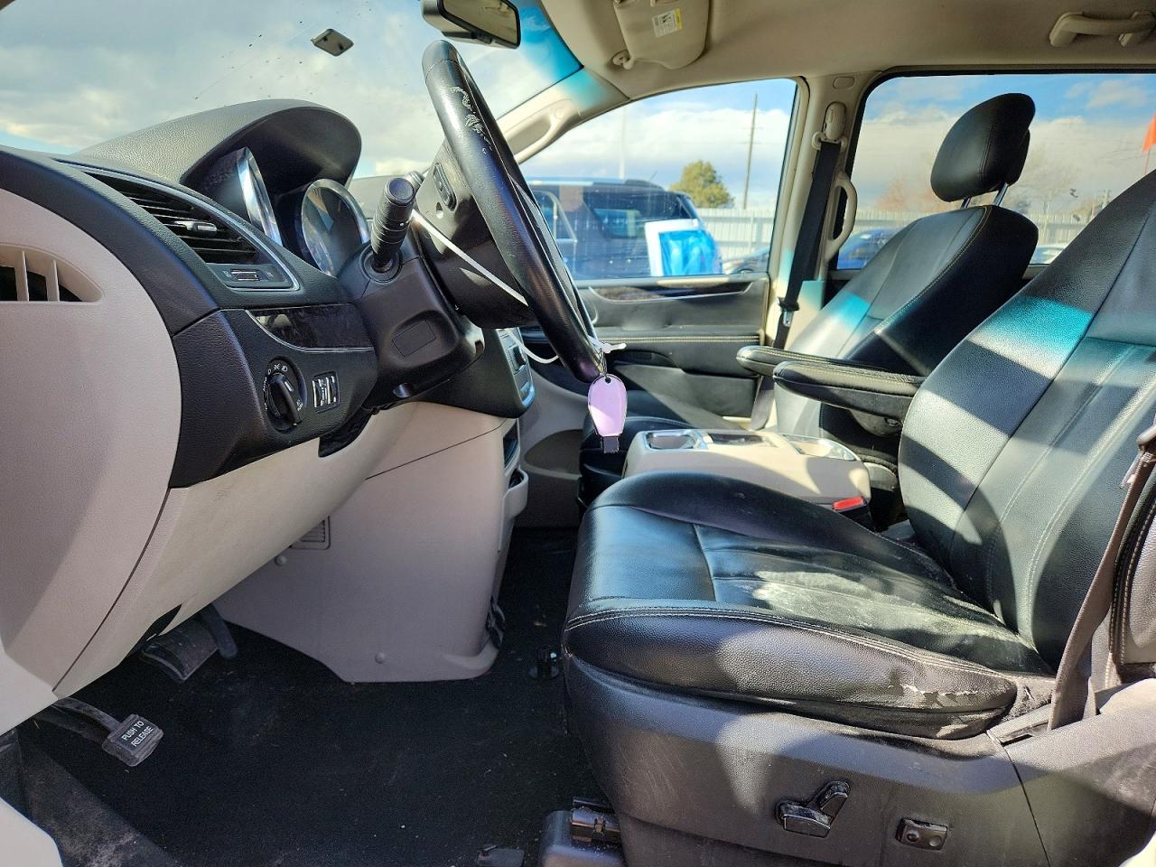 2014 Chrysler Minivan VIN 2C4RC1BG6ER409910 photo 7