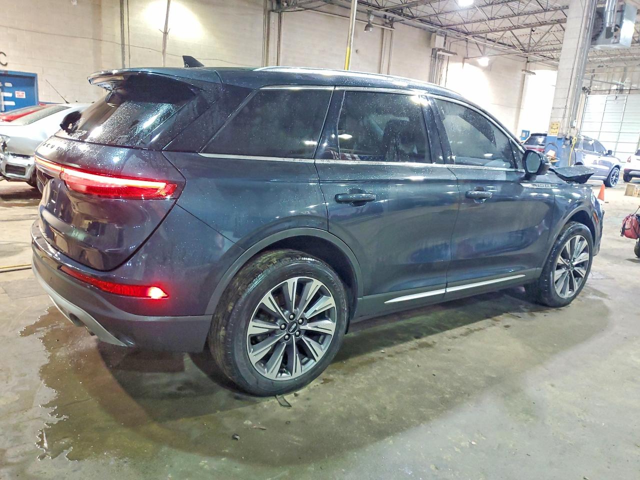 2020 Lincoln Corsair VIN 5LMCJ2D95LUL00525 photo 3