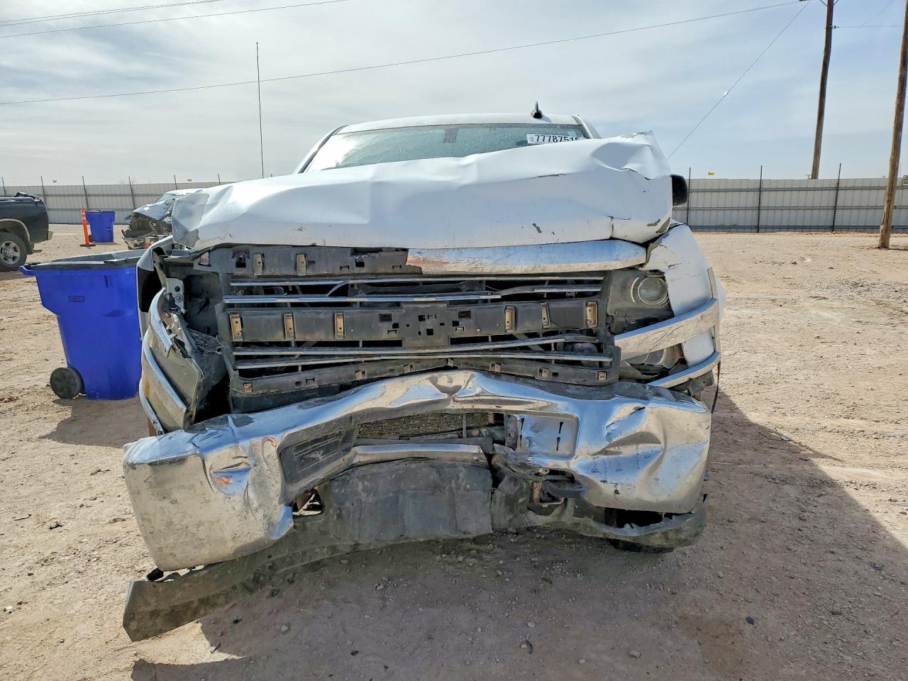 2016 Chevrolet All models VIN 1GC1KUEG2GF287697 photo 5