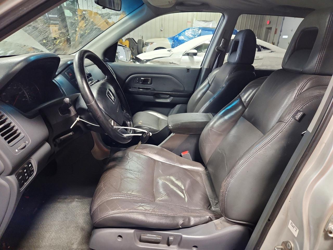 2005 Honda Pilot VIN 2HKYF185X5H515864 photo 7