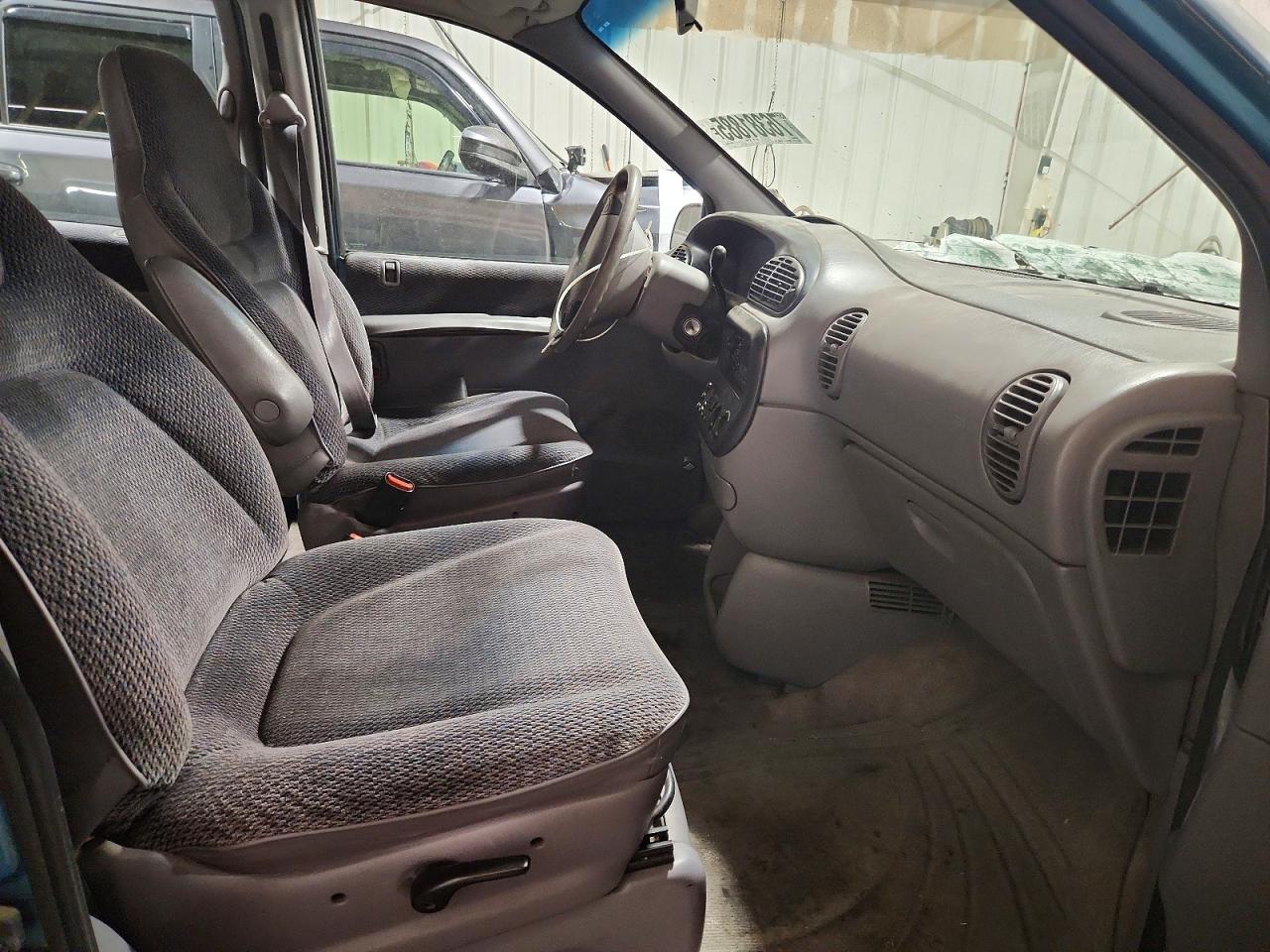 1996 Dodge Caravan VIN 1B4GP44R5TB281406 photo 7