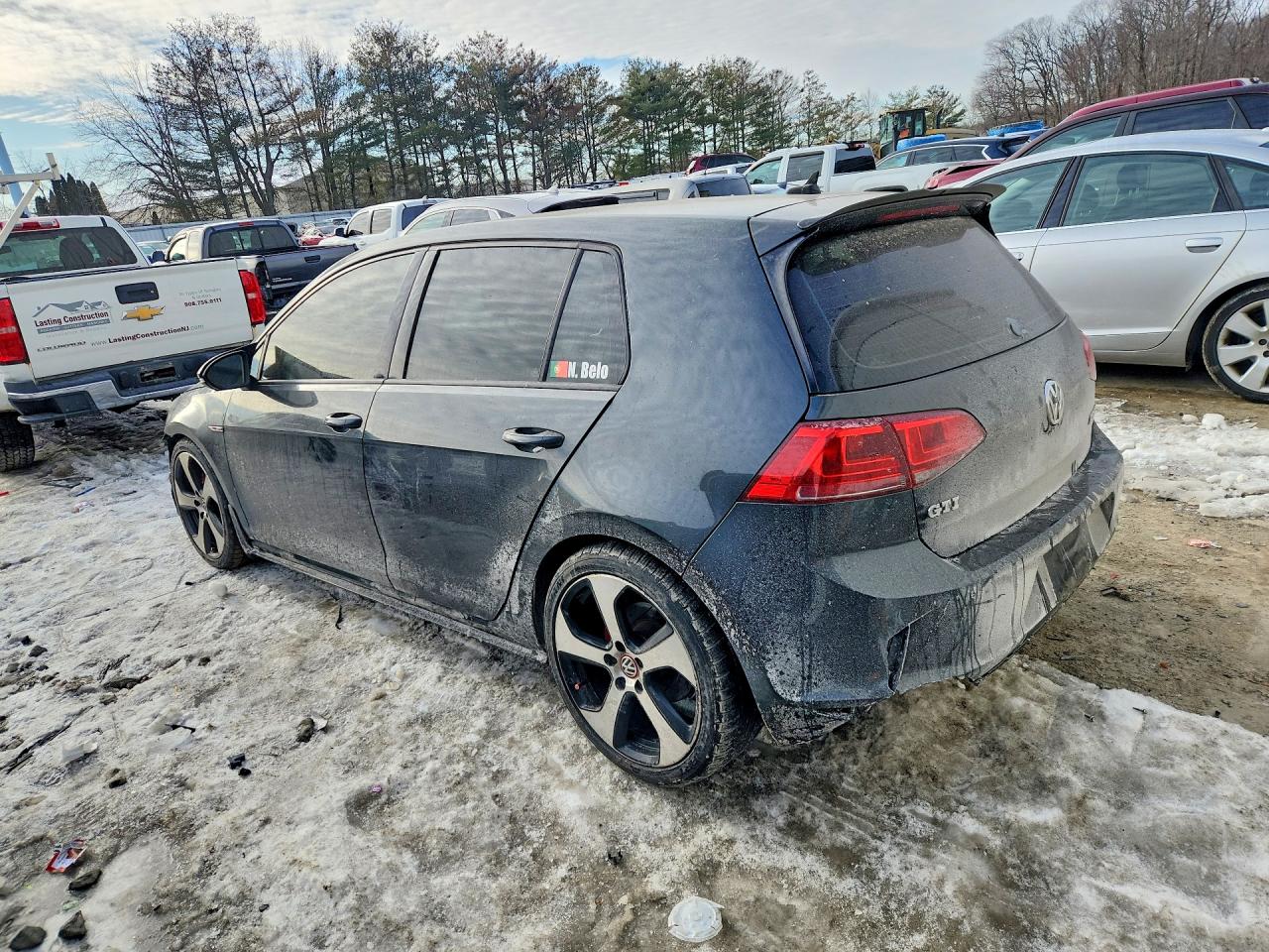 2017 Volkswagen Gti VIN 3VW5T7AU5HM001142 photo 2