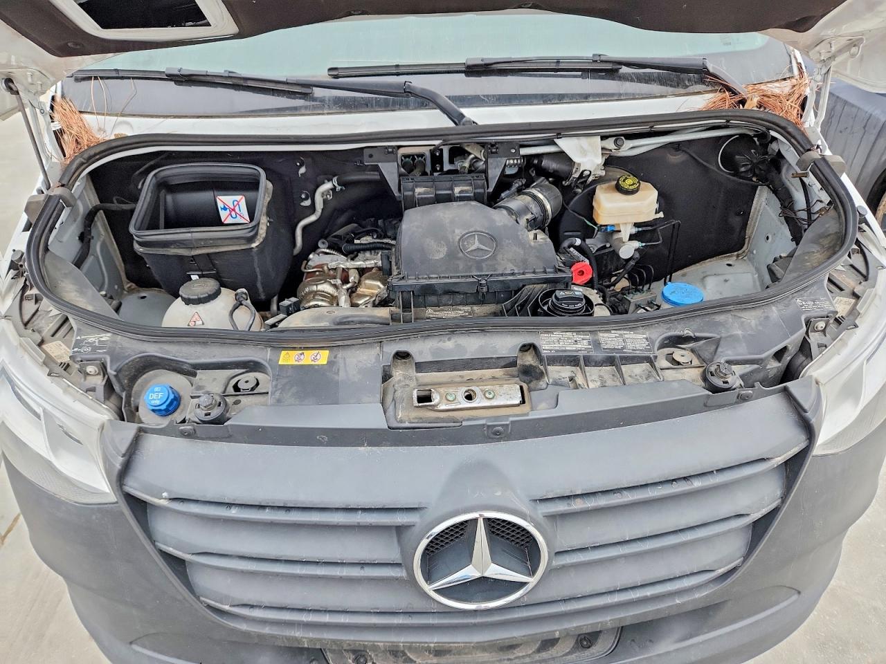 2024 Mercedes Sprinter VIN W1Y4NBHY9RT161379 photo 12