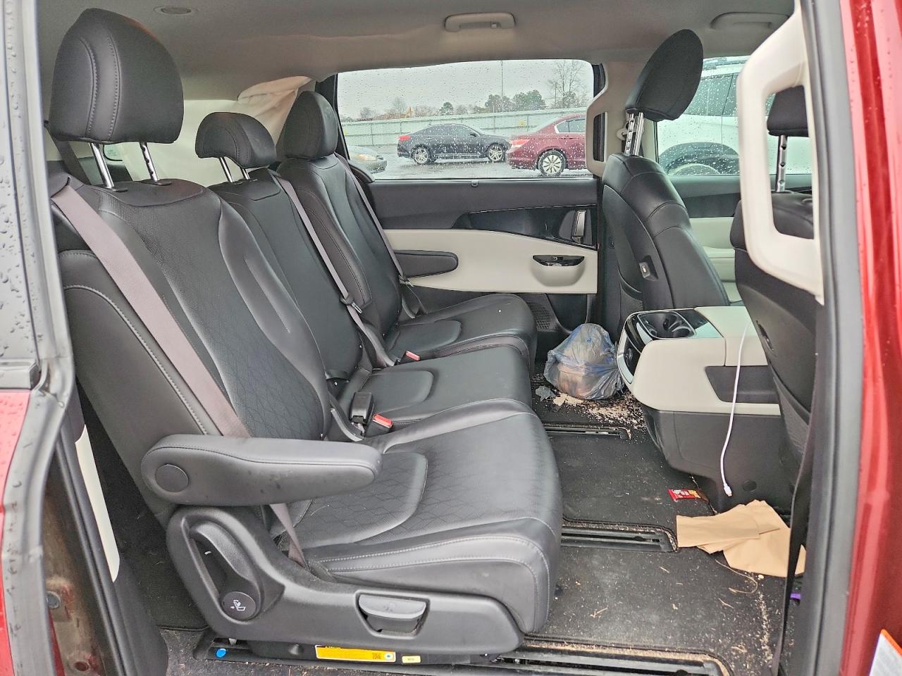 2024 Kia Carnival e VIN KNDNC5H34R6314818 photo 11
