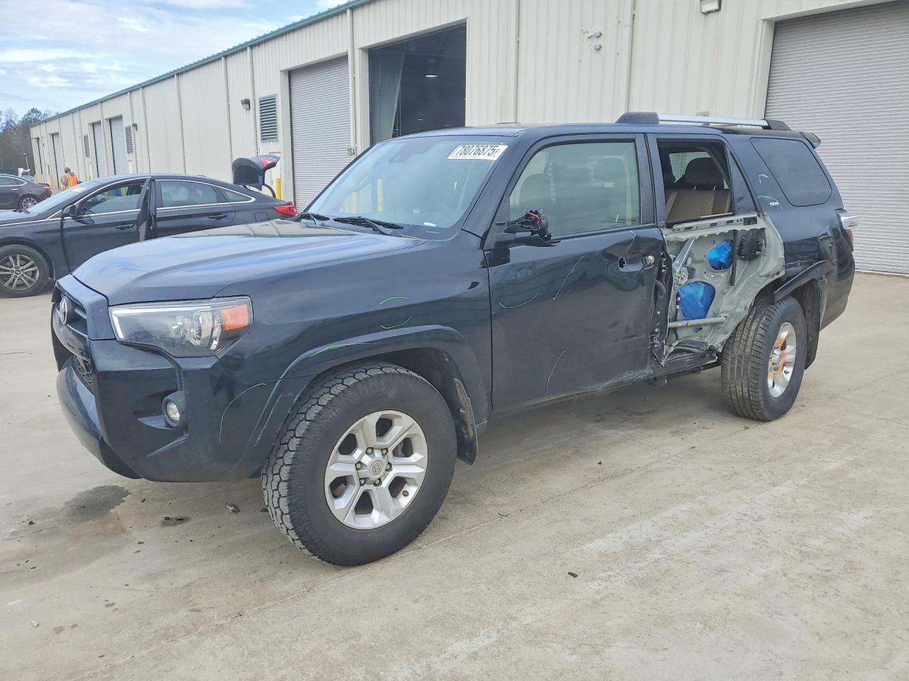 2021 Toyota 4runner VIN JTEEU5JR0M5233305 photo 1