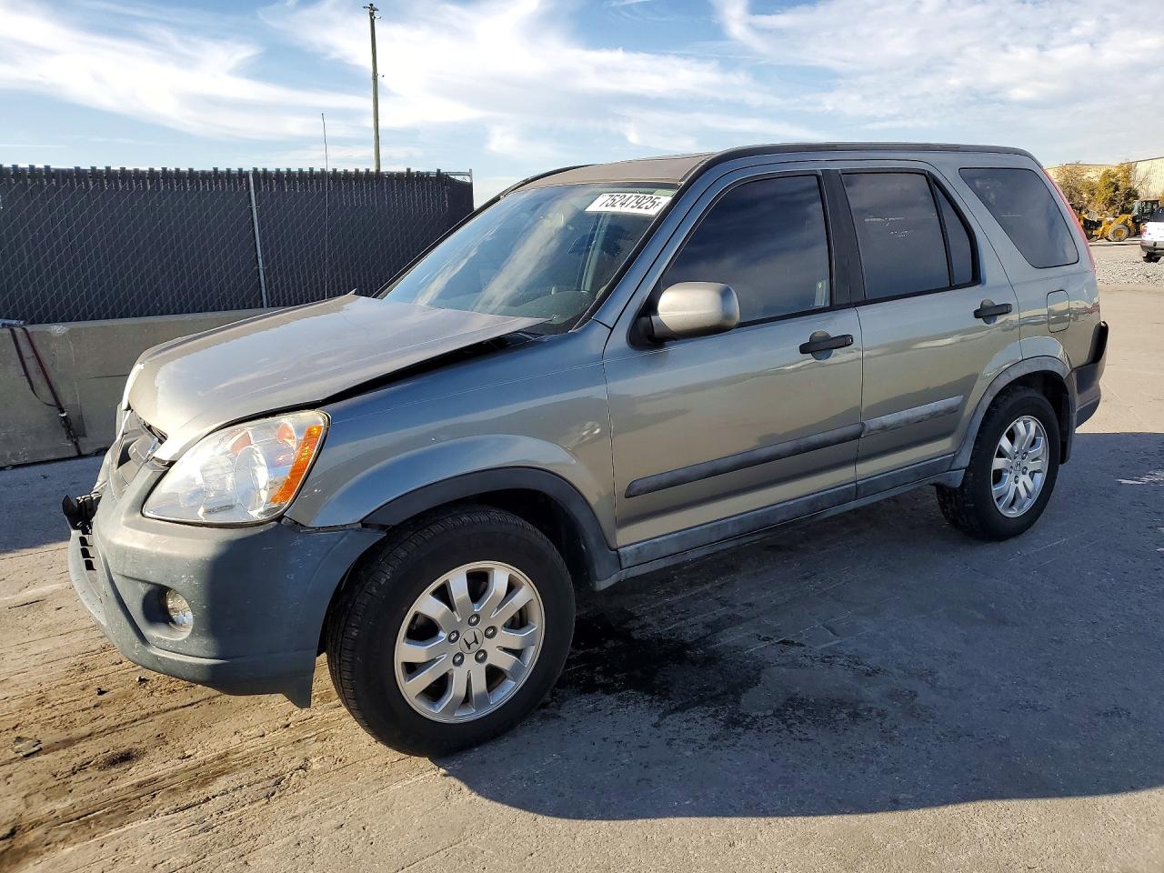2006 Honda Crv VIN JHLRD68886C022184 photo 1