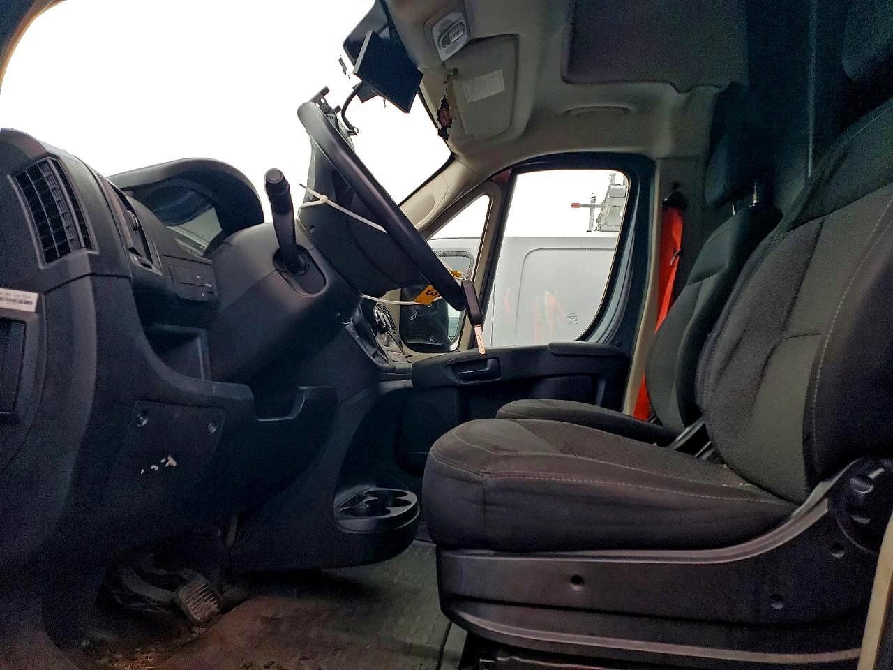 2020 Ram All models VIN 3C6URVJG2LE136925 photo 7